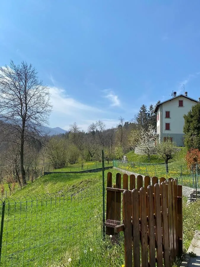 Lanzo D'Intelvi “La Marinella” Apartment